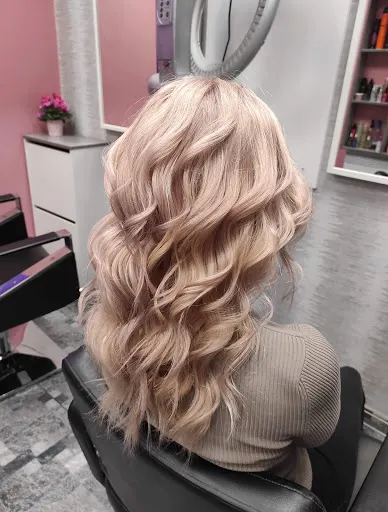 Salon fryzjerski AGA